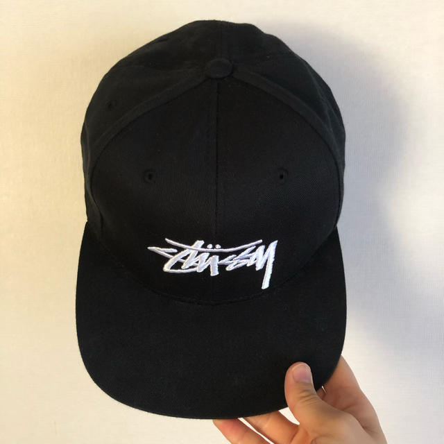 STUSSY(ステューシー)のSTUSSY 花柄 キャップ メンズの帽子(キャップ)の商品写真