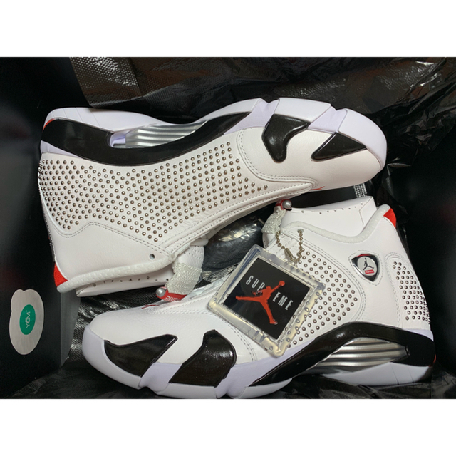 Supreme/Nike Air Jordan 14