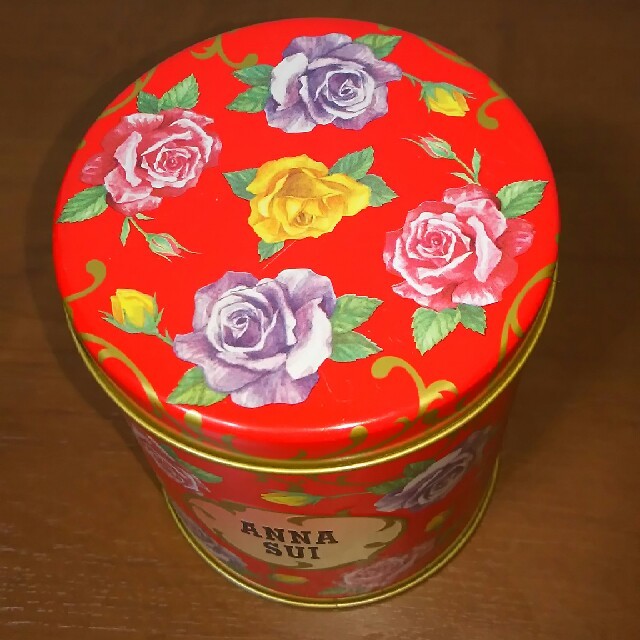 ANNA SUI(アナスイ)の★ANNA  SUI★廃盤★アナスイ★赤★缶ケース★小物入れ★薔薇★バラ★新品★ インテリア/住まい/日用品のインテリア小物(小物入れ)の商品写真