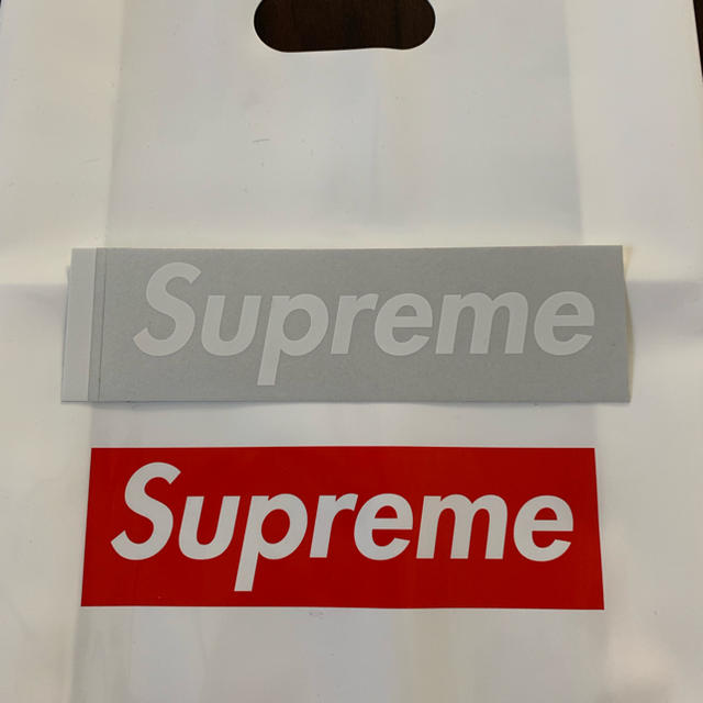 Supreme(シュプリーム)のSupreme ステッカー 3M リフレクト シュプリームリフレクター エンタメ/ホビーのコレクション(ノベルティグッズ)の商品写真