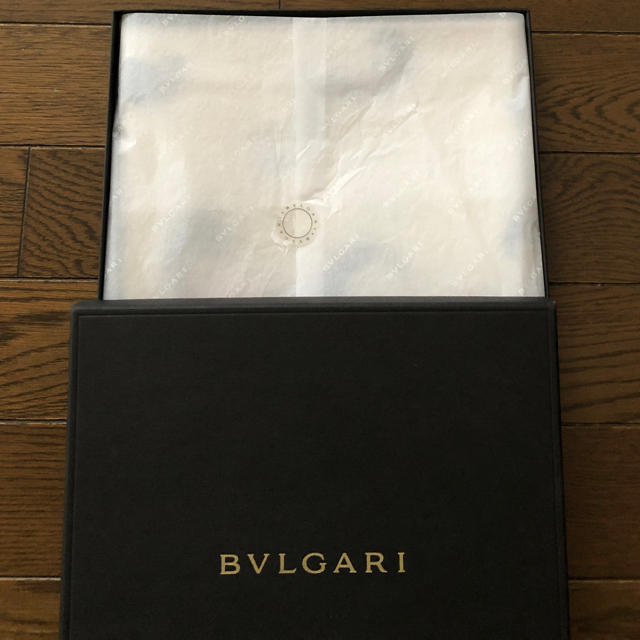 BVLGARI(ブルガリ)のブルガリ スカーフ 新品未使用 レディースのファッション小物(バンダナ/スカーフ)の商品写真