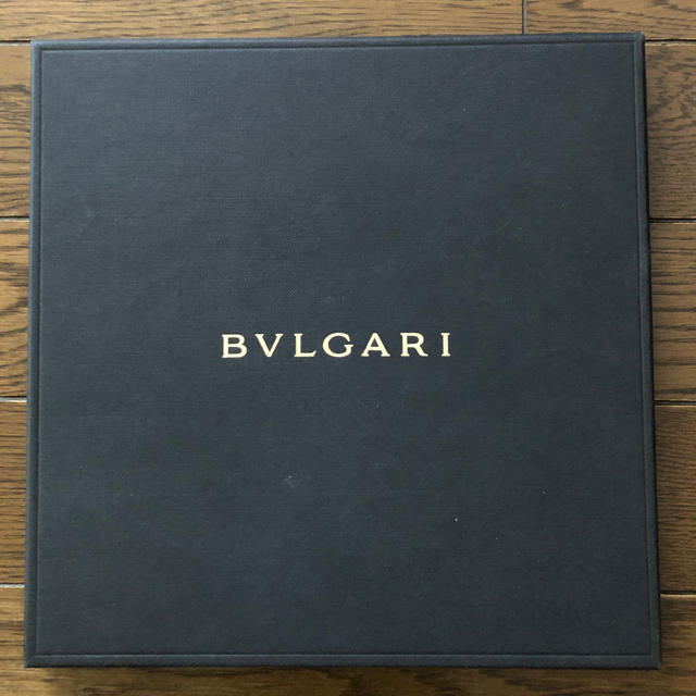 BVLGARI(ブルガリ)のブルガリ スカーフ 新品未使用 レディースのファッション小物(バンダナ/スカーフ)の商品写真