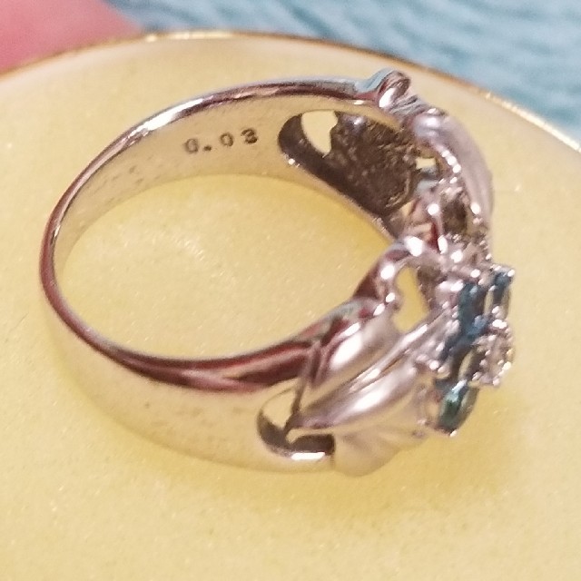 18金ホワイトゴールド6.4グラム レディースのアクセサリー(リング(指輪))の商品写真