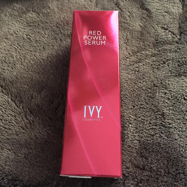 IVY RED POWER SERUM コスメ/美容のスキンケア/基礎化粧品(美容液)の商品写真