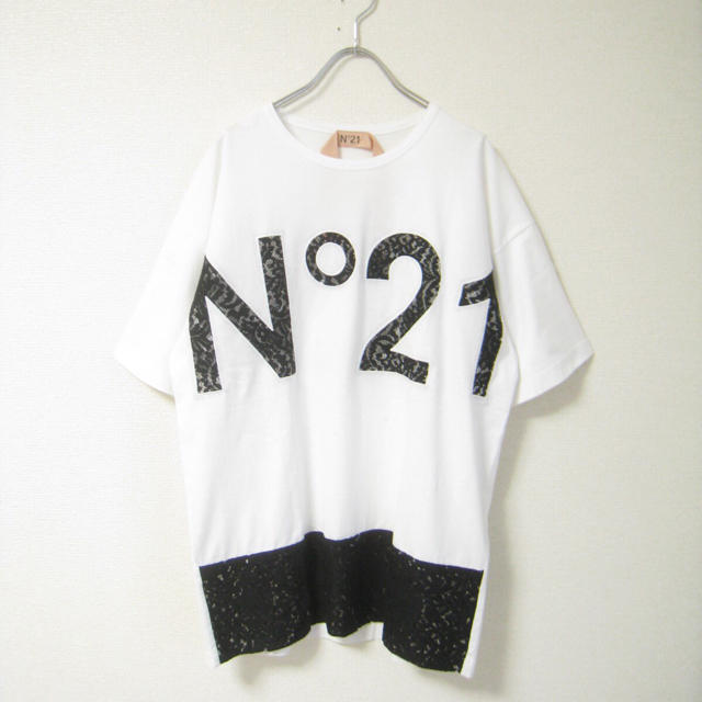 N°21(ヌメロヴェントゥーノ)のヌメロヴェントゥーノ レース切替 ロゴ ビッグシルエット Tシャツ カットソー レディースのトップス(Tシャツ(半袖/袖なし))の商品写真
