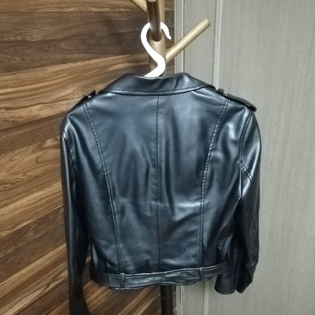 ZARA(ザラ)のライダースジャケット レディースのジャケット/アウター(ライダースジャケット)の商品写真