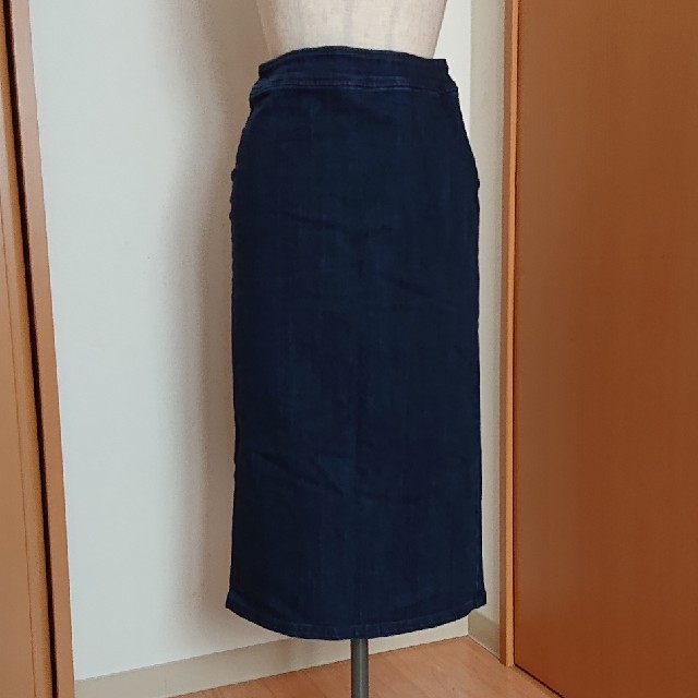 BLISS POINT(ブリスポイント)の
【ブリスポイント】デニムミディペンシルスカート

 レディースのスカート(ひざ丈スカート)の商品写真