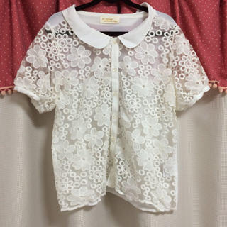 ダブルクローゼット(w closet)の花柄♡シャツ(シャツ/ブラウス(半袖/袖なし))