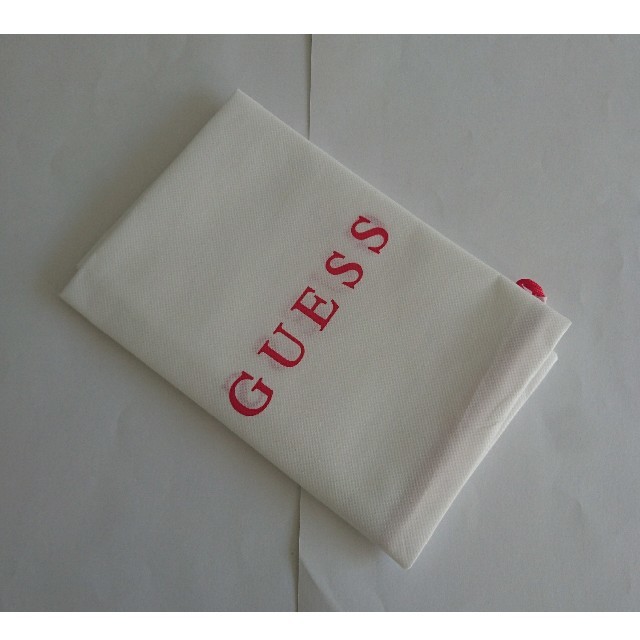 GUESS(ゲス)の値下げしました！[新品/送料無料]GUESSデニム クラッチバッグ/サックス メンズのバッグ(セカンドバッグ/クラッチバッグ)の商品写真