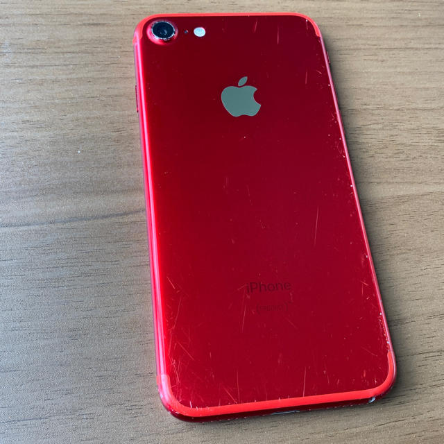 Apple(アップル)のiPhone7 128g RED Softbankジャンク品 スマホ/家電/カメラのスマートフォン/携帯電話(スマートフォン本体)の商品写真