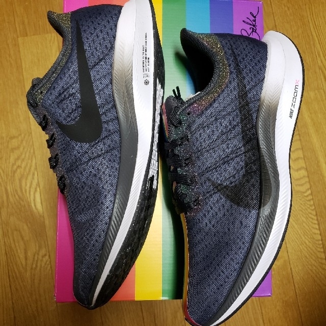 NIKE(ナイキ)の定価以下　新品 送料込 27.0 NIKE ZOOM PEGASUS TURBO メンズの靴/シューズ(スニーカー)の商品写真