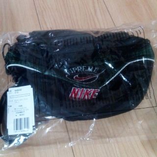 シュプリーム(Supreme)のSupreme×NIKE shoulder bag(ショルダーバッグ)