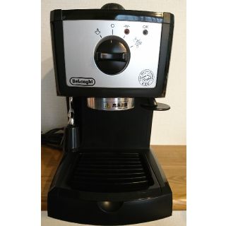 デロンギ(DeLonghi)のデロンギ エスプレッソ メーカー EC152J(エスプレッソマシン)