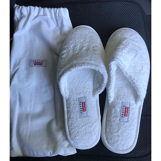 Supreme(シュプリーム)の希少！Supreme Frette Slippers 10/12 インテリア/住まい/日用品のインテリア小物(スリッパ/ルームシューズ)の商品写真