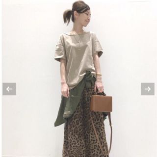 アパルトモンドゥーズィエムクラス(L'Appartement DEUXIEME CLASSE)のREMI RELIEF Big Tシャツ★(Tシャツ(半袖/袖なし))