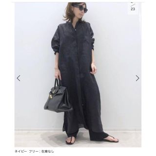 アパルトモンドゥーズィエムクラス(L'Appartement DEUXIEME CLASSE)の美品 アパルトモン RAMIEワンピース ネイビー(ロングワンピース/マキシワンピース)