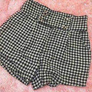 イング(INGNI)のINGNI♡千鳥柄ショートパンツ(ショートパンツ)