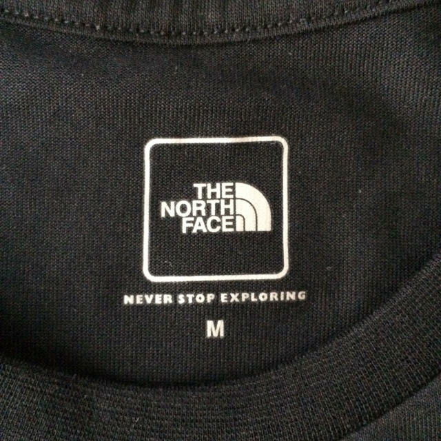 THE NORTH FACE(ザノースフェイス)のきょん様⭐︎THE NORTH FACE 半袖Tシャツ 【未使用】 レディースのトップス(Tシャツ(半袖/袖なし))の商品写真