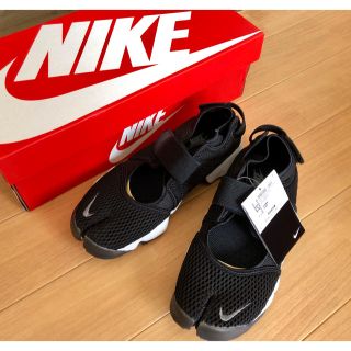 ナイキ(NIKE)のNIKE ナイキ エアリフト ブリーズ 25cm ブラック タグ付き新品(サンダル)