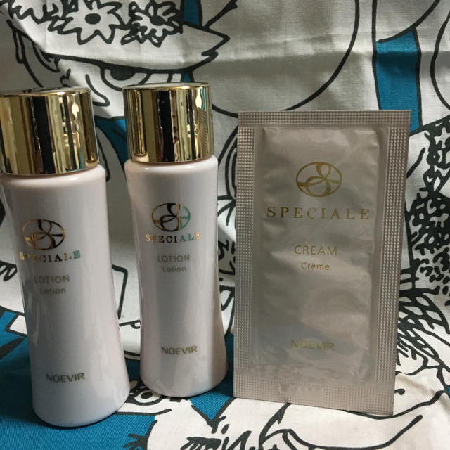 セットです noevir 薬用ローション2本セットの通販 by chisan's shop