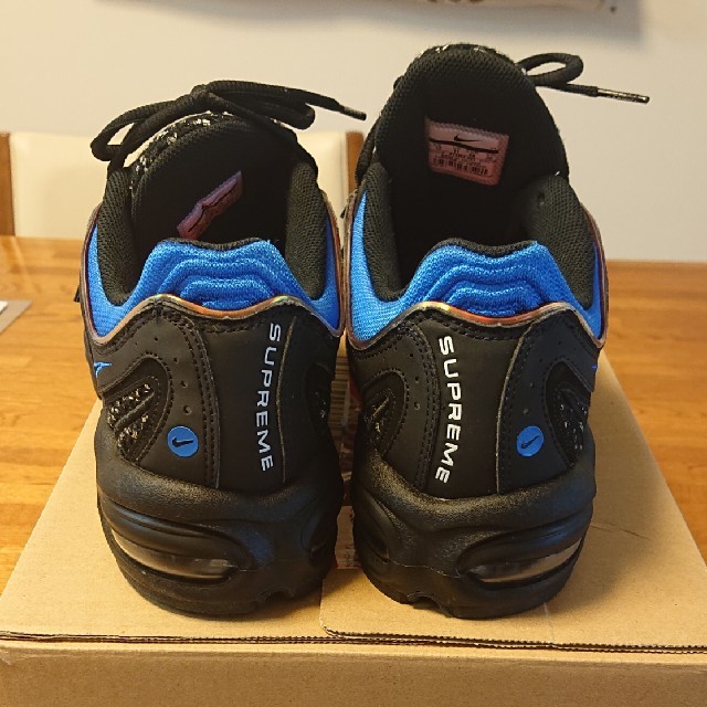 Supreme(シュプリーム)のSupreme NIKE AIR MAX TAILWIND4 メンズの靴/シューズ(スニーカー)の商品写真