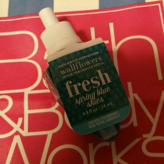 バスアンドボディーワークス(Bath & Body Works)のプラグ式芳香剤専用リフィル Fresh(アロマグッズ)