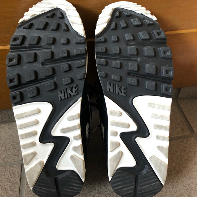 NIKE(ナイキ)のNIKEAIRMAX90ナイキエアマックス23cm レディースの靴/シューズ(スニーカー)の商品写真