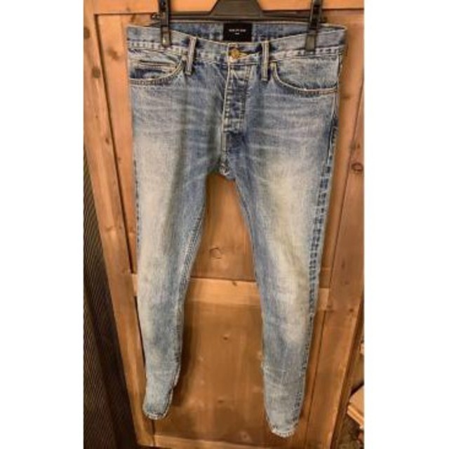 FEAR OF GOD(フィアオブゴッド)のfear of god 5th Selvedge Denim 31 メンズのパンツ(デニム/ジーンズ)の商品写真