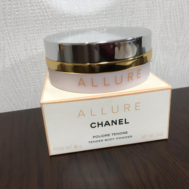 CHANEL(シャネル)の【残90%以上】CHANEL ALLURE ボディパウダー コスメ/美容のボディケア(その他)の商品写真