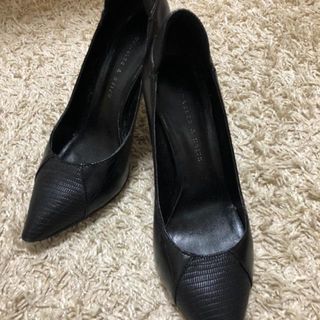 チャールズアンドキース(Charles and Keith)の【送料込】CHARLES&KEITH(チャールズ&キース)  黒パンパス(ハイヒール/パンプス)