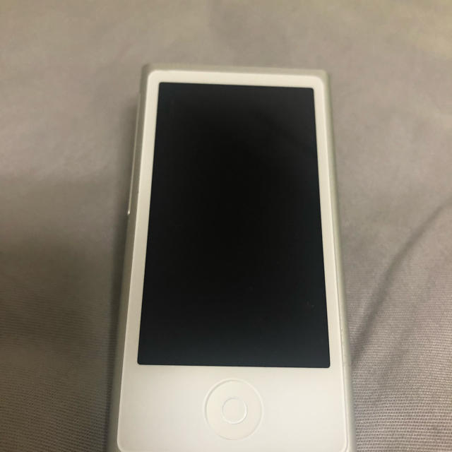 Apple(アップル)のiPod nano 第7世代 スマホ/家電/カメラのオーディオ機器(ポータブルプレーヤー)の商品写真