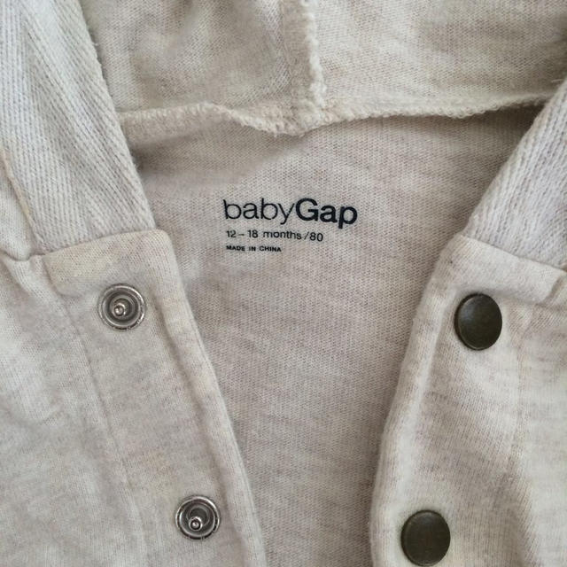 babyGAP(ベビーギャップ)のGAP 80cm 半袖パーカー キッズ/ベビー/マタニティのベビー服(~85cm)(カーディガン/ボレロ)の商品写真