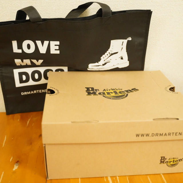 Dr.Martens(ドクターマーチン)のお値引き【ほぼ新品・美品】Dr.Martens 2976 大人気チェルシー レディースの靴/シューズ(ブーツ)の商品写真