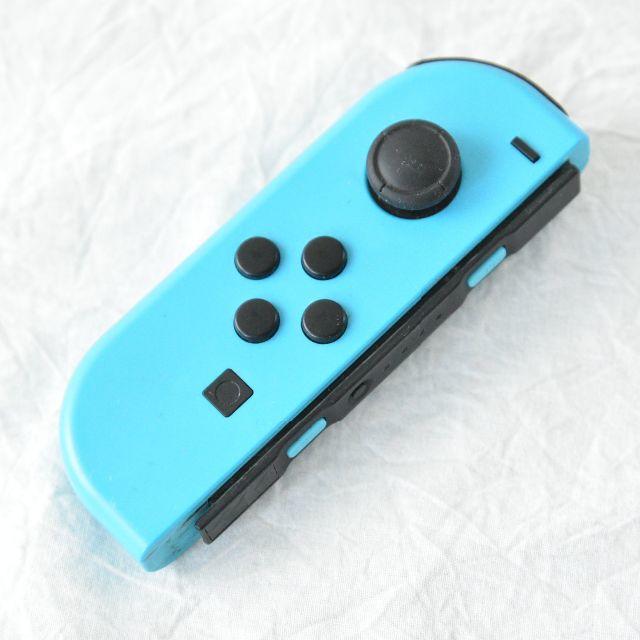 Nintendo Switch(ニンテンドースイッチ)のSwitch／Joy-Con (R) ネオンブルー／1 エンタメ/ホビーのゲームソフト/ゲーム機本体(その他)の商品写真