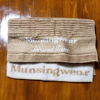 マンシングウェア(Munsingwear)のマンシングウェアー　タオルハンカチ２枚(ハンカチ/ポケットチーフ)