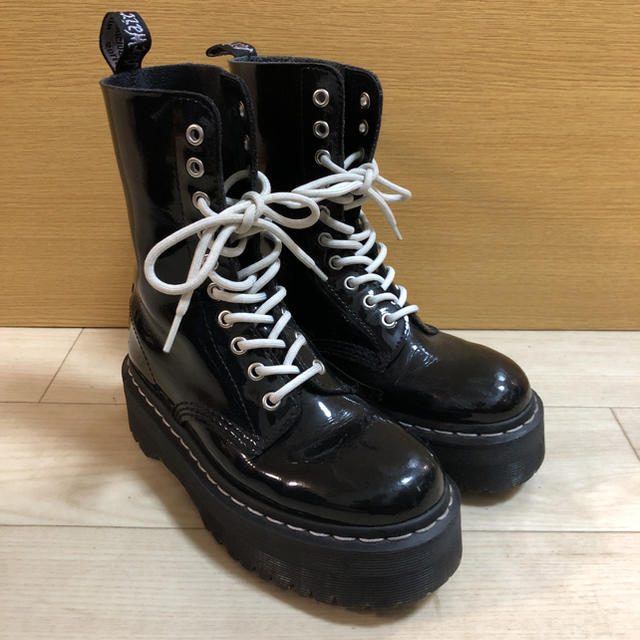 【完売品】Dr.Martens × Aggy 10ホール ブーツ