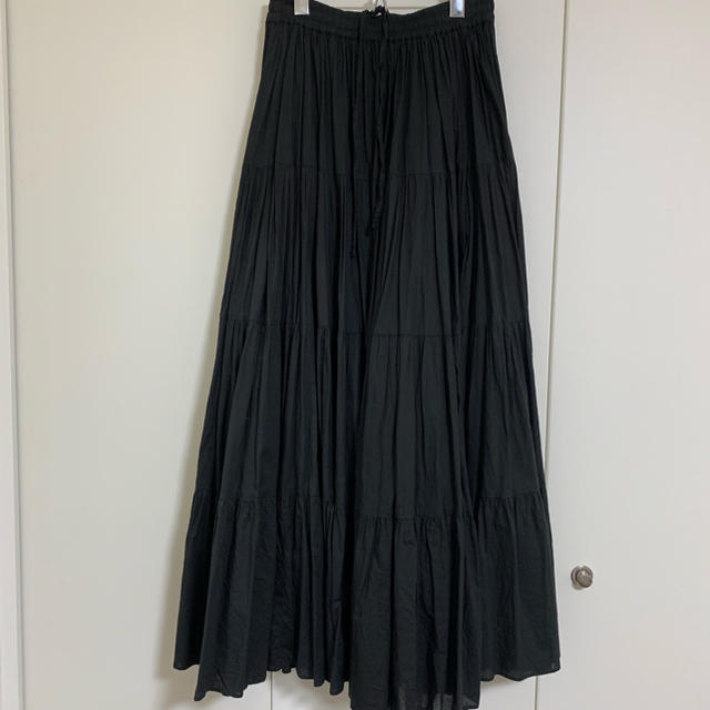 UNITED ARROWS(ユナイテッドアローズ)のユナイテッドアローズ コットンティアードマキシスカート レディースのスカート(ロングスカート)の商品写真