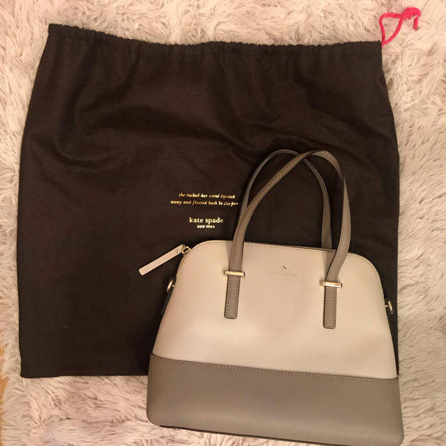 katespade シダーストリートメイズ アイボリー×ベージュ