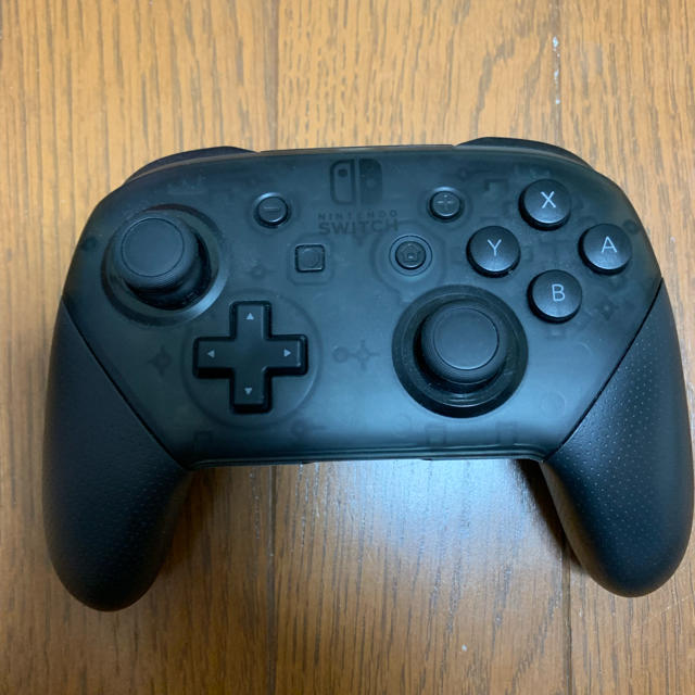 Nintendo Switch プロコン