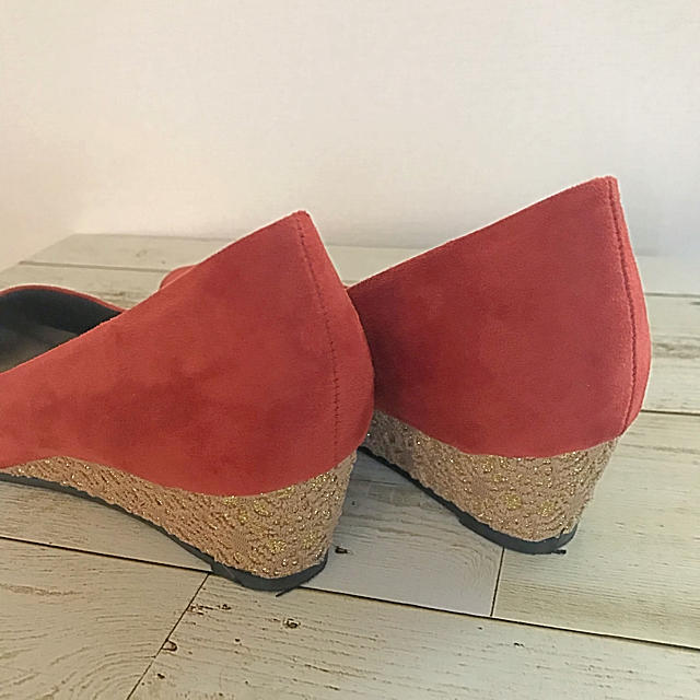 スエード調ウェッジヒールパンプス レディースの靴/シューズ(ハイヒール/パンプス)の商品写真