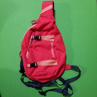 パタゴニア(patagonia)の【週末限定値下げ】Patagonia atom sling 8L アトムスリング(ボディーバッグ)