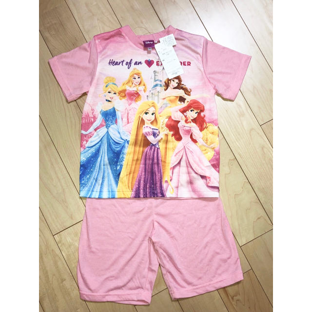 Disney(ディズニー)のプリンセス パジャマ 110 新品 キッズ/ベビー/マタニティのキッズ服女の子用(90cm~)(パジャマ)の商品写真