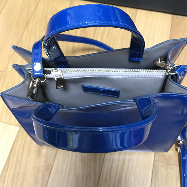 Jewelna Rose Jewel バッグ エナメル 青の通販 By 購入前に必ずコメントを 返信があれば購入可能 ジュエルナローズならラクマ Jewelna Rose Jewel バッグ エナメル 青の通販 By 購入前に必ずコメントを 返信があれば購入可能 ジュエルナローズならラクマ