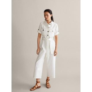 マッシモデュッティ(Massimo Dutti)のクロップド丈ホワイトオールインワン/Massimo Dutti (オールインワン)