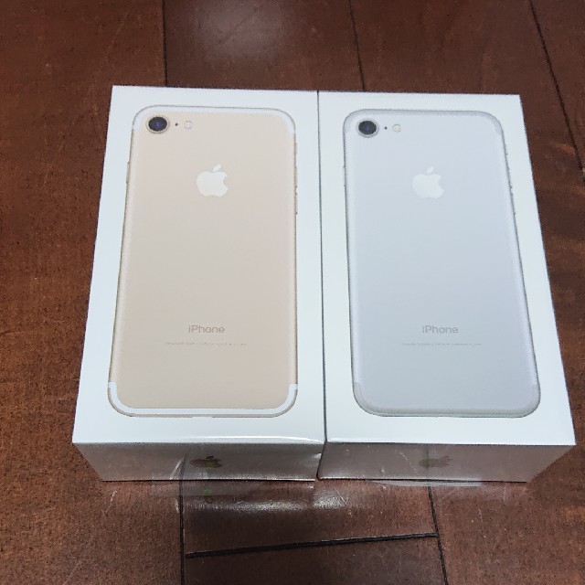 Apple - 【未開封】iphone7 32GB Silver & Gold 2台セット