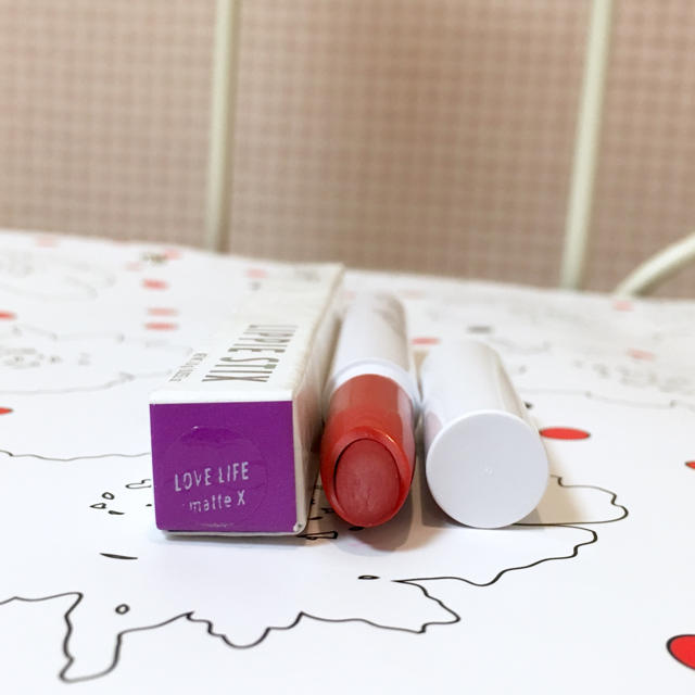 colourpop(カラーポップ)のカラーポップ  赤 口紅 美品 コスメ/美容のベースメイク/化粧品(口紅)の商品写真