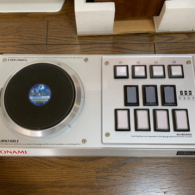 KONAMI(コナミ)のbeatmania ⅡDX らるく様 エンタメ/ホビーのゲームソフト/ゲーム機本体(その他)の商品写真