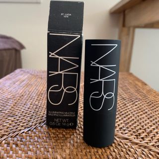 ナーズ(NARS)のNARS イルミネイティングマルティプル 1575 St.Lucia(チーク)