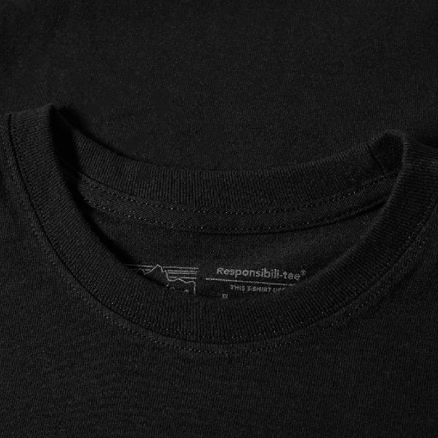 patagonia(パタゴニア)のPATAGONIA SHOP STICKER RESPONSIBILI-TEE メンズのトップス(Tシャツ/カットソー(半袖/袖なし))の商品写真