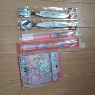 バンダイ(BANDAI)のプリキュア ピック、スプーンです(弁当用品)